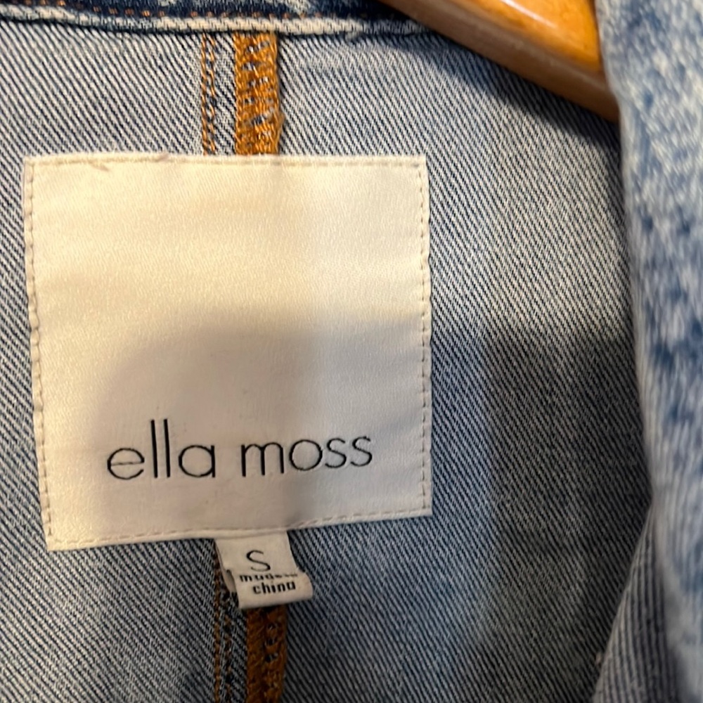 Cropped Denim Jacket - image 6